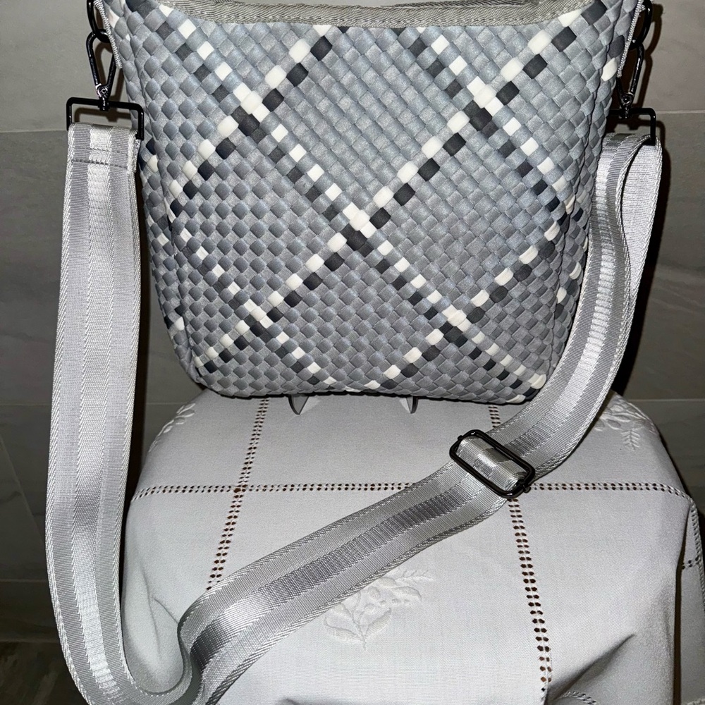 Haute Shore Blake Aspen Gray and White Woven Crossbody/Purse with 2 straps